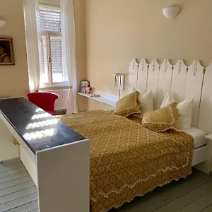 Apartment Altstadthaus Cityappartements Austria