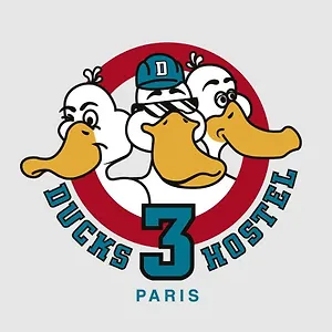  Hostal The 3 Ducks Eiffel Tower By Hiphophostels Francia