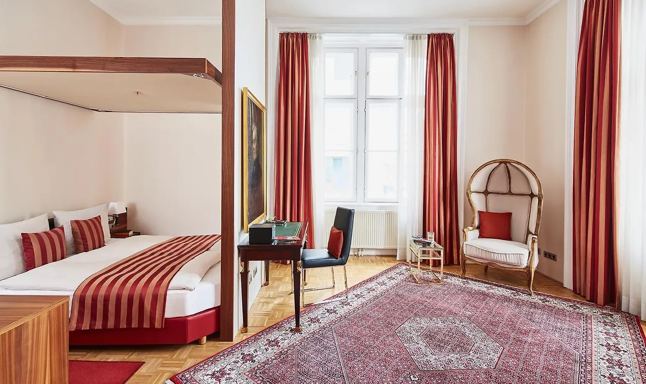 Living Hotel An Der Oper Vienna