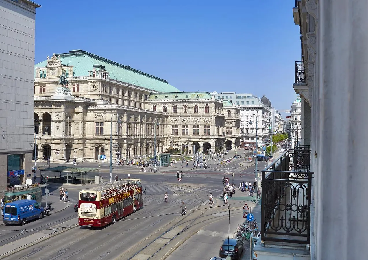 Living Hotel An Der Oper Vienna 4*,  Austria
