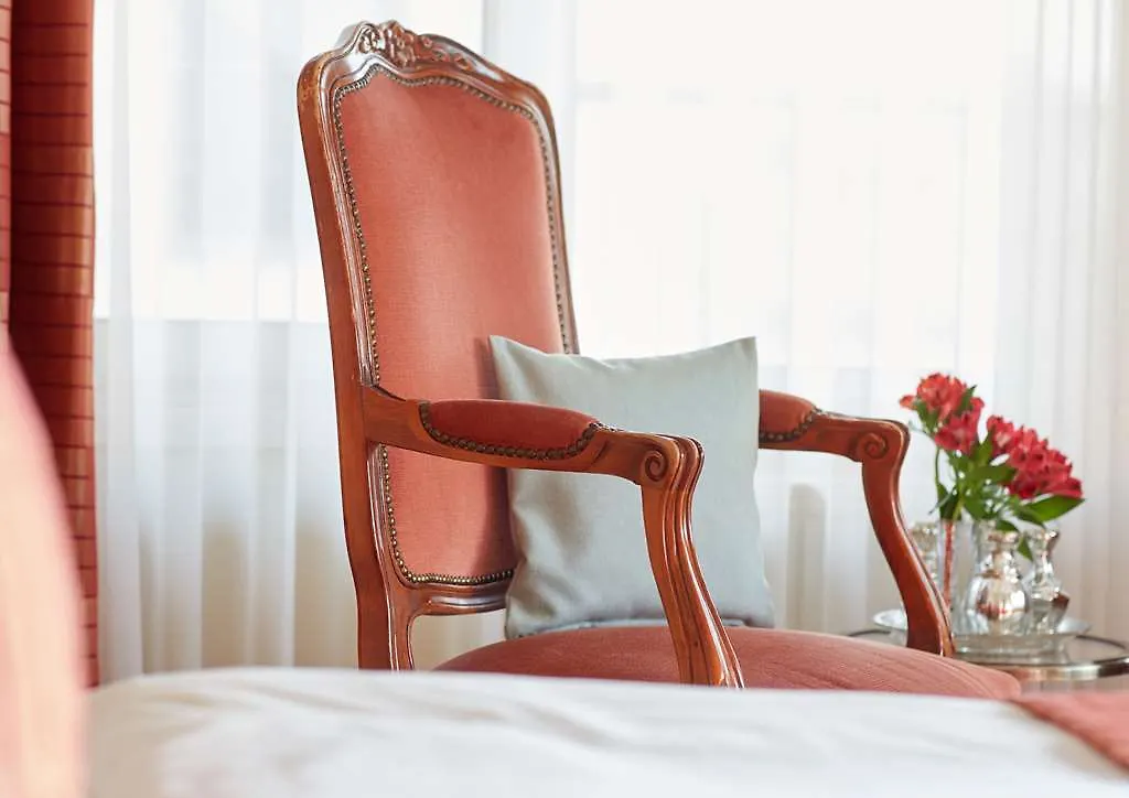 Living Hotel An Der Oper Vienna 4*,